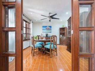 The Mermaid and The Pearl Boutique Hotel - Isla Mujeres - 1