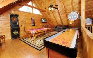 Lucky Enough - Pigeon Forge - 9