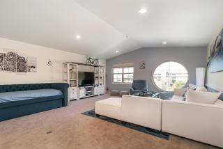 Newly Remodeled Family Friendly Ocean View - Oceanic Mirage - Newport - 6
