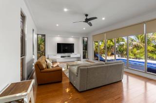 28 Kestrel Place - Pool and Jetty 15m - Exmouth - 2