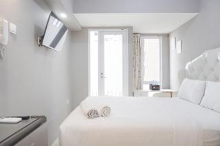 Simply and Cozy Living Studio at Tokyo Riverside PIK 2 Apartment By Travelio - Rawalembang - 7