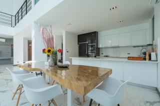 Spacious 3BR Pool Villa at Grand View in Bangtao - Ban Thalat Choeng Thale - 4