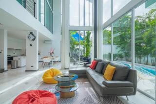 Spacious 3BR Pool Villa at Grand View in Bangtao - Ban Thalat Choeng Thale - 2