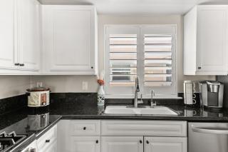 Carlsbad Village Escape 3-Bed 2,5-Bath steps from the beach - Carlsbad - 1