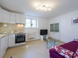 Apartment Pavlina - One Bedroom Apartment with Terrace - 3