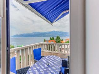 1 bedroom apartment with terrace - Postira - 0