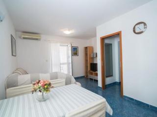 Apartments Batinic - One Bedroom Apartment with Terrace ST - Supetar - 8