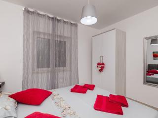 One Bedroom apartment with terrace - 5