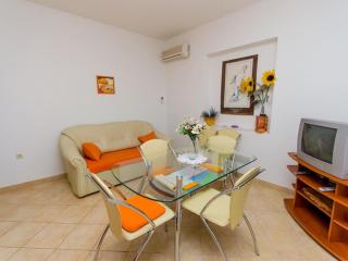 Apartments Ivana TR - One Bedroom Apartment with Terrace A3 - 8