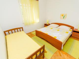 Apartments Ivana TR - One Bedroom Apartment with Terrace A3 - Trogir - 5