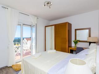 Apartments Knego - One Bedroom Apartment with Balcony and Sea View - Mlini - 3