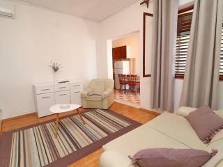 Apartments Peselj-Three Bedroom Apartment with Terrace and Sea View - Smokvica - 5