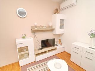 Apartments Peselj-Three Bedroom Apartment with Terrace and Sea View - Smokvica - 6