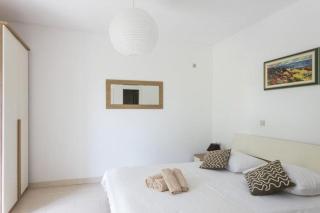 Apartments Maria Kolo ep - Two Bedroom Apartment with Terrace and Garden View - Koločep - 4