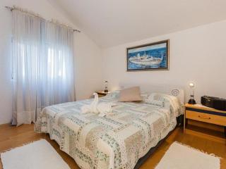 Apartments Roda - Standard One Bedroom Apartment with Terrace Helena - ST - Supetar - 5