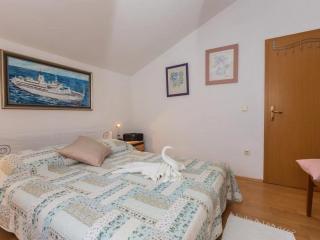 Apartments Roda - Standard One Bedroom Apartment with Terrace Helena - ST - Supetar - 3
