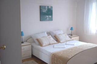 Apartment Sunshine - Two Bedroom Apartment with Sea View - 6
