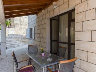 Apartments Kisic - Two-Bedroom Apartment with Terrace prizemlje - 0