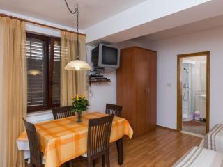 Apartments Milanovi - Premium Studio Apartment with Terrace and Garden View - Cavtat - 9