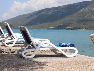 Apartments More & Ja - One Bedroom Apartment with Terrace and Sea View 1 istok - Ston - 0