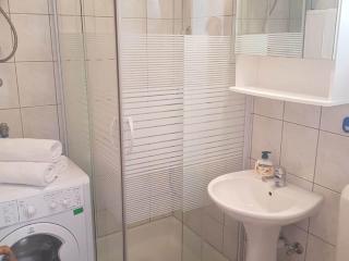 Apartment Cvita-Two Bedroom Apartment with Balcony and Sea View - Supetar (San Pietro di Brazza) - 1