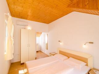 Holiday Home Ma us-One Bedroom Apartment with Balcony - Koločep - 6