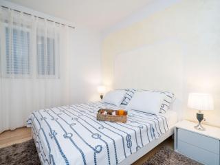 Villa Luciana Residence - Five-Bedroom Villa with Two Pools and Spa Center - Mlini - 3