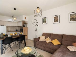 Apartment Why Not - Two Bedroom Apartment with Balcony - 0