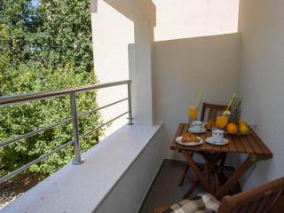 Villa Mia - Standard One Bedroom Apartment With Balcony - 1