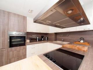 Apartment Vesna - Superior Three Bedroom Apartment with Balcony - 1