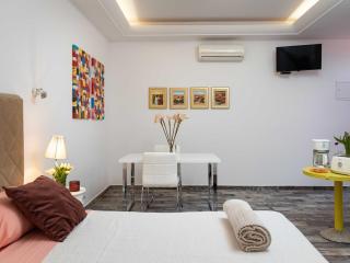 Apartments Subrenum - Superior Studio Apartment with Small Terrace S4 - Mlini - 0