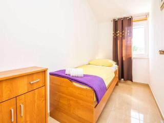 Holiday Home Marinela - Four Bedroom Holiday Home with Swimming Pool - Vodice - 7