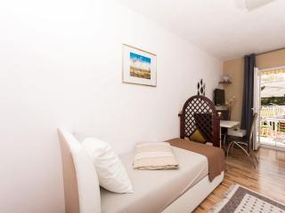 Villa Stil - Studio Apartment with Balcony and Sea View 101 - Trogir - 2