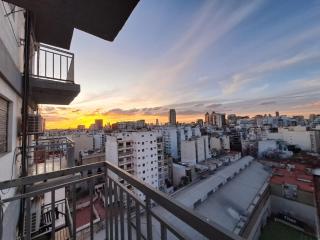 Recoleta Clasico Depto 2 Ambientes con increible Luz & Vista - Buenos Aires - 0