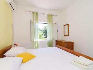Holiday Home Blue Vineyard- Three Bedroom House with Terrace and Sea View - Potomje - 1