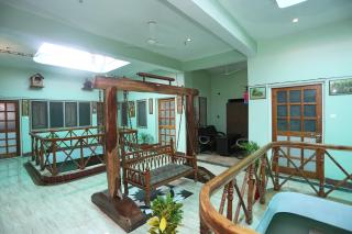 Super Collection-O Sara Grand Near Ram Manohar Lohia hospital - 4