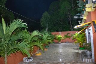 Roses Place - Brown Hill Village - 1
