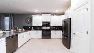 Last Minute Disney Getaway! Private Pool, Hot Tub & Games Room. Book Now! #56449 - Kissimmee - 3