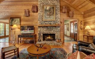 Plummer Lodge - Relax on the porch at this luxury Big Canoe getaway - Jasper - 2