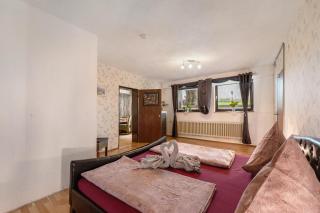 Ferienwohnung in der Eifel - Pesch - 1
