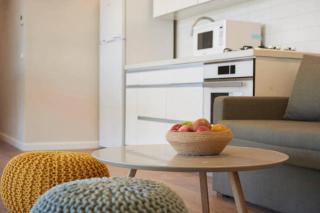 Chic & Quiet Apartments in City Center by FeelHome - 6