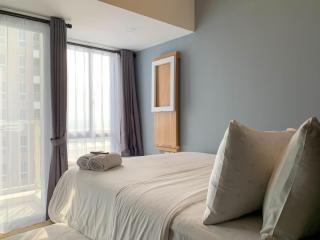 Cozy Studio at 31th Floor Tokyo Riverside PIK 2 Apartment By Travelio - 9