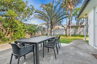Afterdune Beach House Where Sun, Sand, and Serenity Meet - Anna Bay - 0