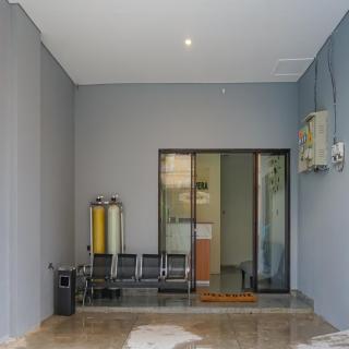 Urbanview Hotel Aloevera Pontianak - Pontianak - 4