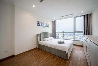 Vinhomes Luxury Art Condotel - Ho Chi Minh - 8