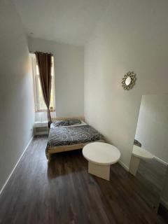 Nomad Rooms & Guesthouse - Budapest - 2