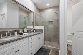 O'side Oasis 4-Bed, 4-Bath Home - Oceanside - 2