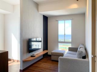 Stylisth Designed 1BR at Tokyo Riverside PIK 2 Apartment By Travelio - Rawalembang - 7