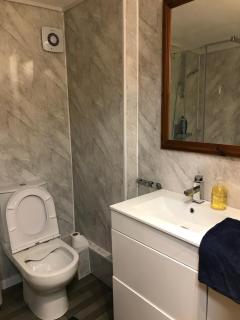 Entire Loddon Apartment - Loddon - 8
