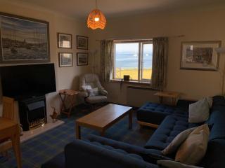 Beach Front Flat, Brodick - 1